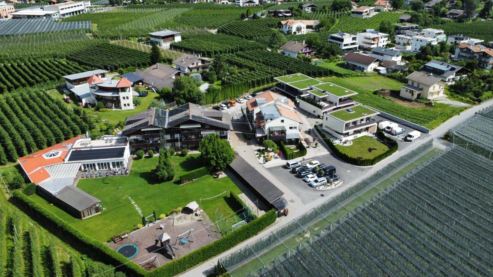 Residence Montani Latsch Exteriör bild