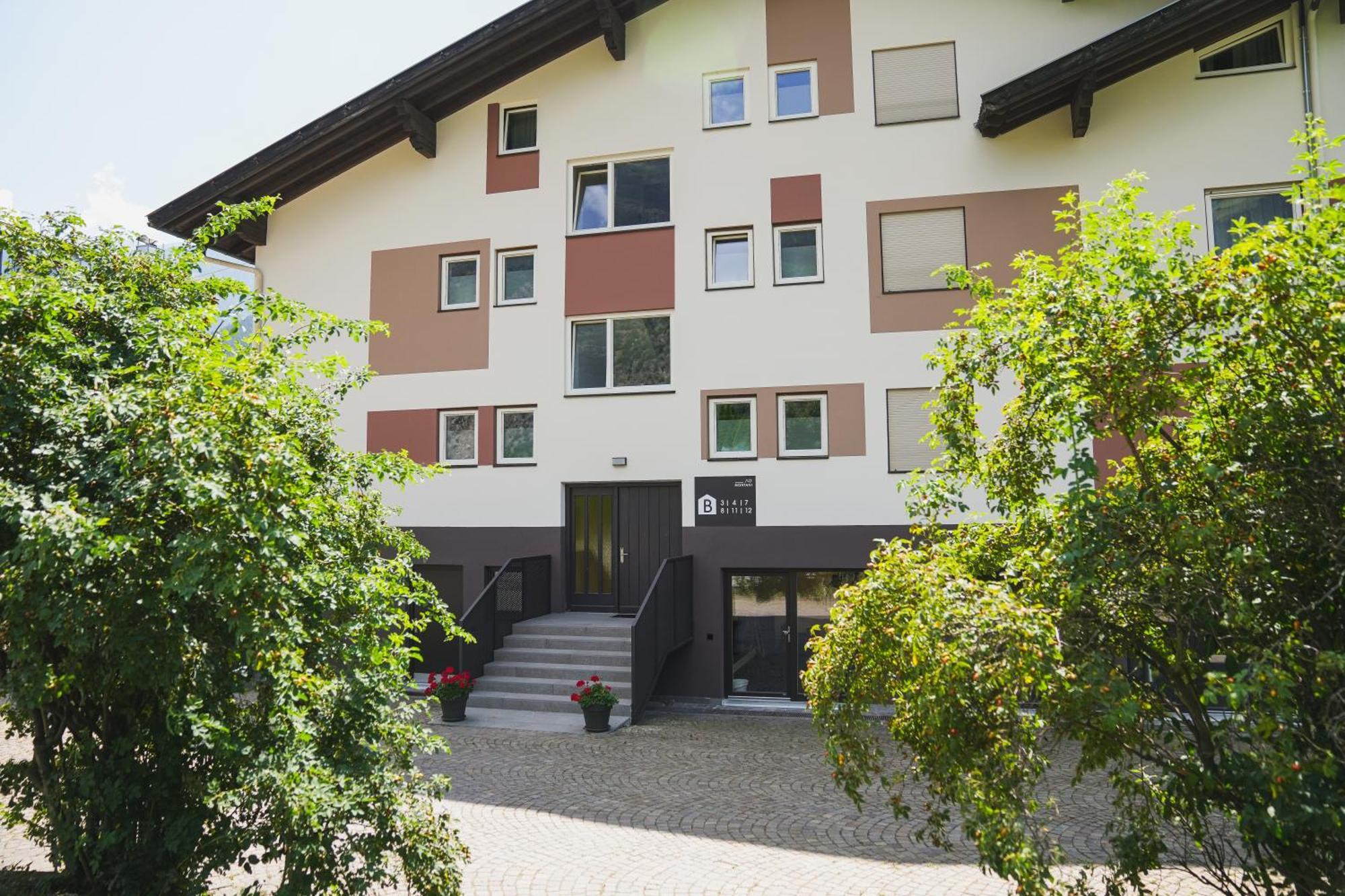 Residence Montani Latsch Exteriör bild